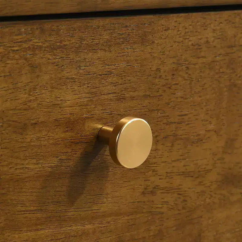 Set camera da letto in noce da 6 pezzi: letto a piattaforma, comò, specchio, 2 comodini e cassettiera